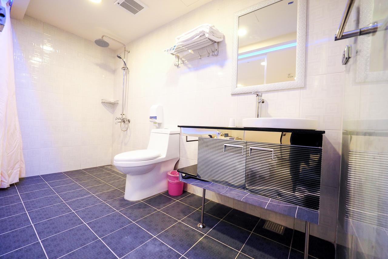 טאיצ'ונג Galaxia Business Hotel מראה חיצוני תמונה