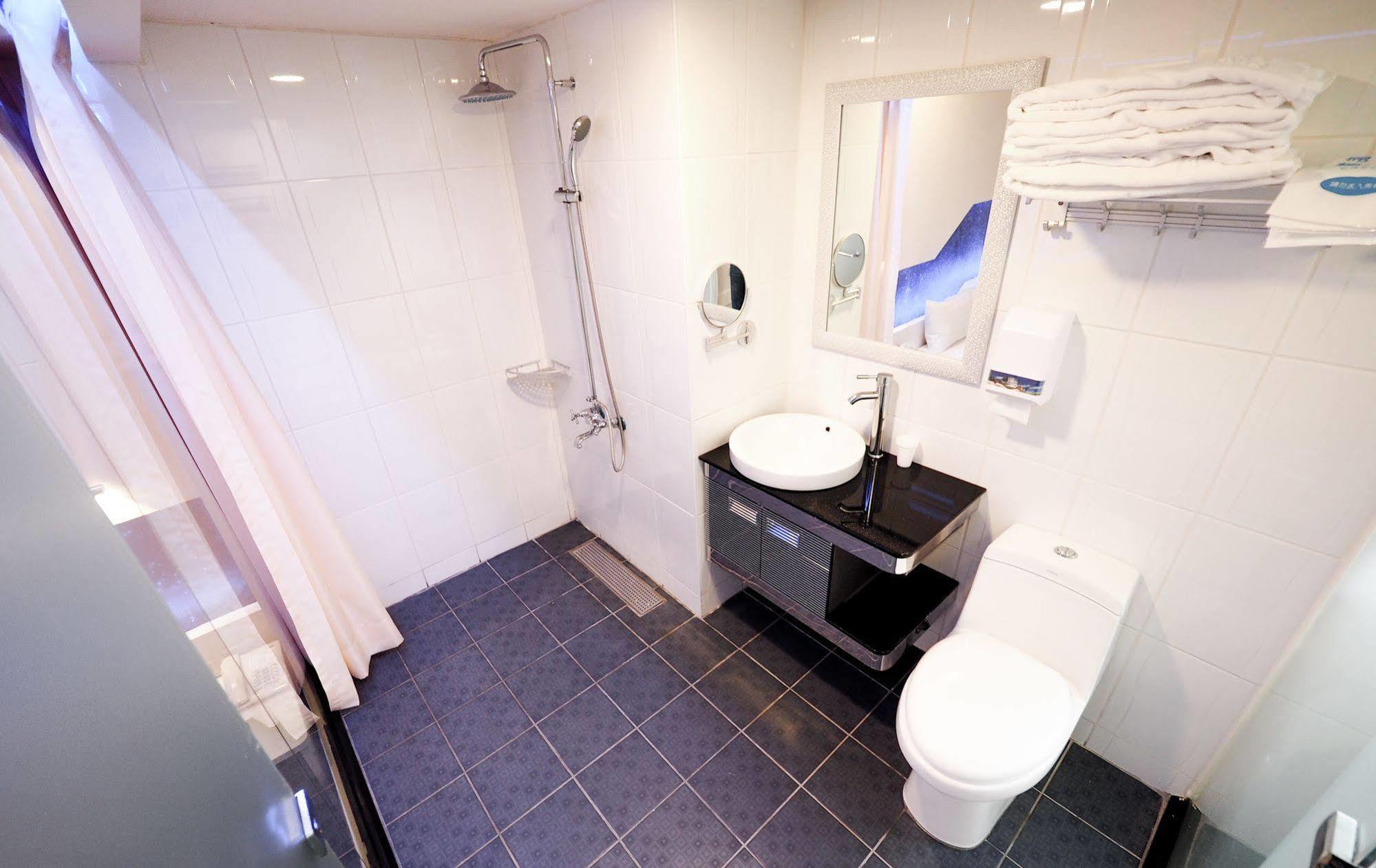 טאיצ'ונג Galaxia Business Hotel מראה חיצוני תמונה